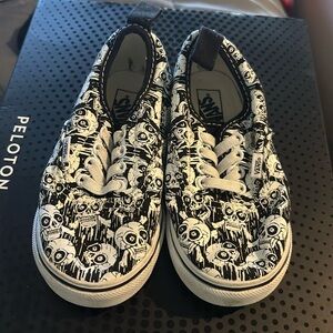 Skeleton Vans